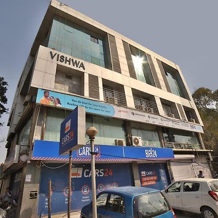 Capital O Kalash Residency Ahmedabad Exterior foto